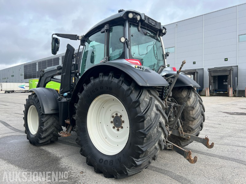 2019 Valtra N174D 1C8 - frontlaster - Farm tractor: picture 3 2019 Valtra N174D 1C8 - frontlaster - Farm tractor: picture 3