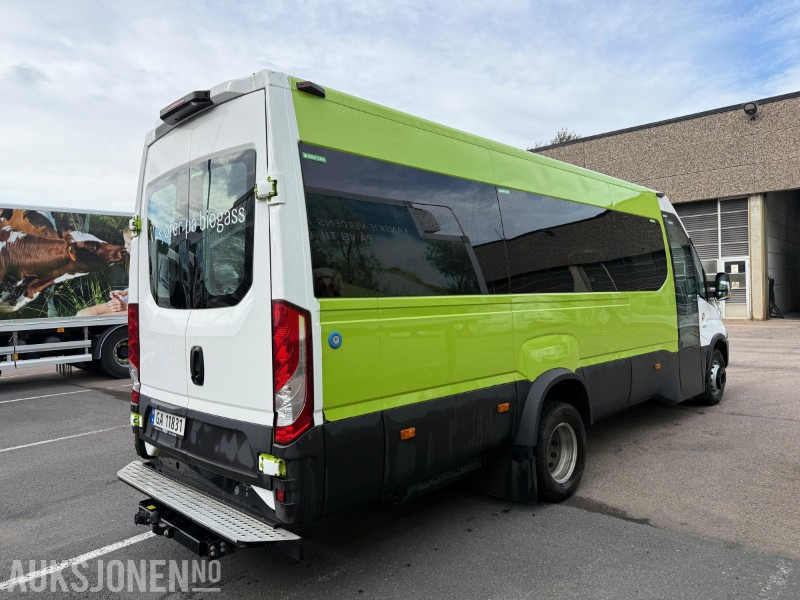 2020 Iveco Daily gass minibuss, luftfjæring, automat, 17 seter, lav km, ekstra seter, tilhengerfeste - Minibus, Passenger van: picture 4 2020 Iveco Daily gass minibuss, luftfjæring, automat, 17 seter, lav km, ekstra seter, tilhengerfeste - Minibus, Passenger van: picture 4
