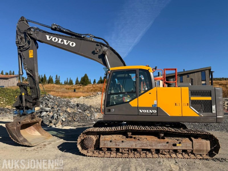 2022 Volvo EC220EL BELTEGRAVER ROTOTILT SERVICEHISTORIKK - Excavator: picture 1 2022 Volvo EC220EL BELTEGRAVER ROTOTILT SERVICEHISTORIKK - Excavator: picture 1