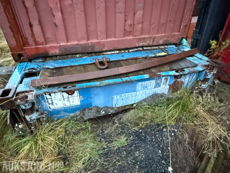 40 Fots flak til sidelaster - med støttelabber - Flatbed body: picture 4 40 Fots flak til sidelaster - med støttelabber - Flatbed body: picture 4