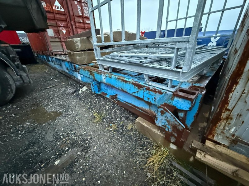 40 Fots flak til sidelaster - med støttelabber - Flatbed body: picture 2 40 Fots flak til sidelaster - med støttelabber - Flatbed body: picture 2