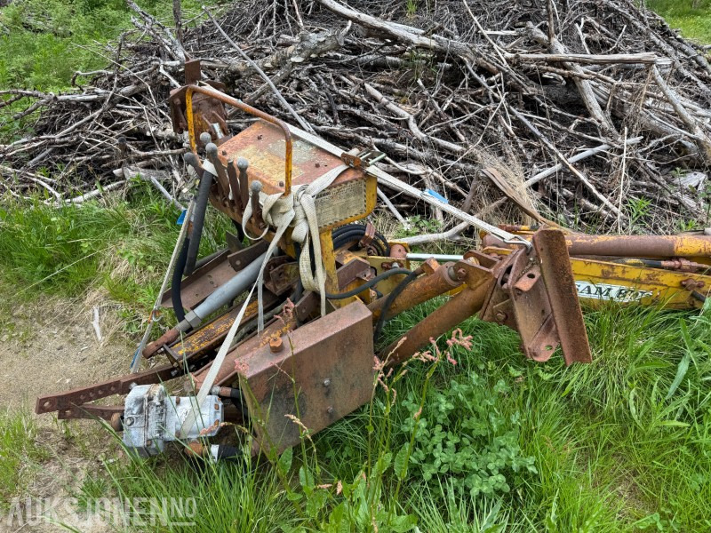 1975 2 stk Graveaggregat til Traktor Esam 300 - Agricultural machinery: picture 4 1975 2 stk Graveaggregat til Traktor Esam 300 - Agricultural machinery: picture 4