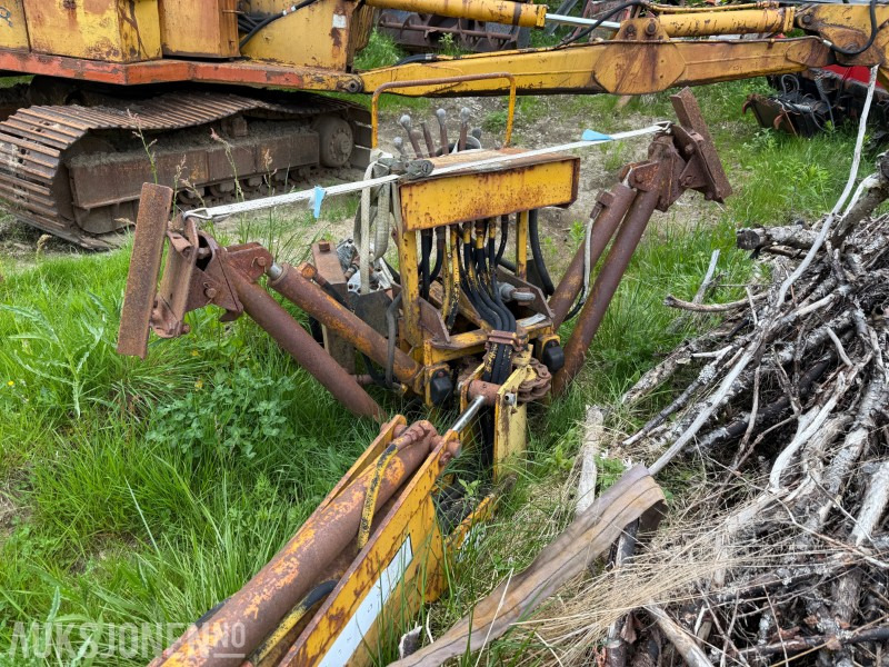 1975 2 stk Graveaggregat til Traktor Esam 300 - Agricultural machinery: picture 3 1975 2 stk Graveaggregat til Traktor Esam 300 - Agricultural machinery: picture 3