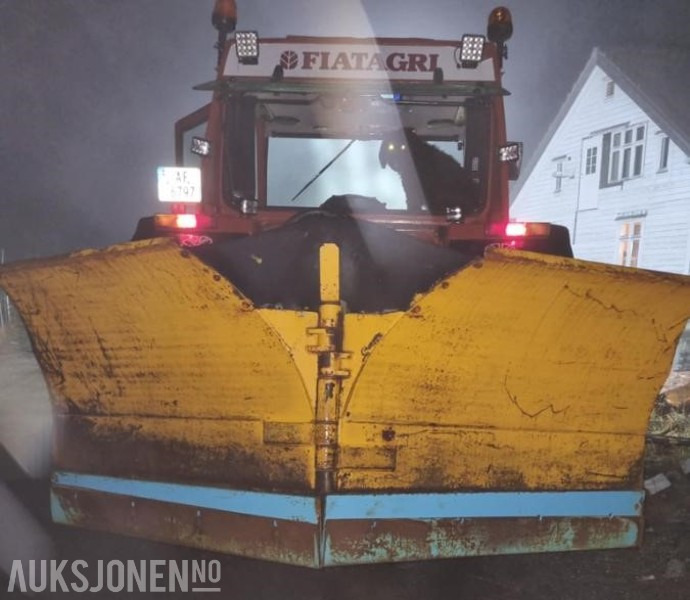 1997 Holms 5317 V plog med Trima feste - Agricultural machinery: picture 1 1997 Holms 5317 V plog med Trima feste - Agricultural machinery: picture 1