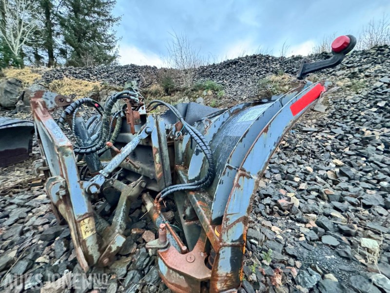 Agricultural machinery 1999 Tellefsdal vikeplog - V3000 HS - Med paralellogram - Hydraulisk løft - feste for brøyteplate: picture 14