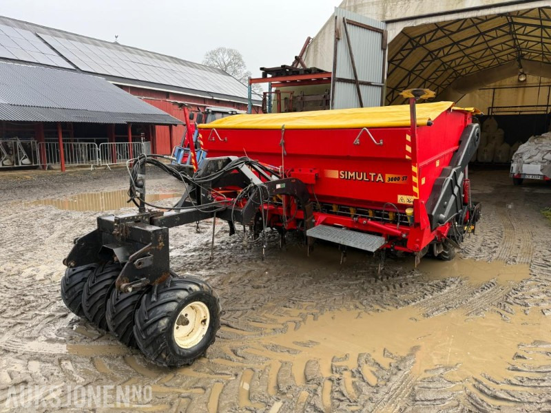 2001 Junkkari Simulta 3000ST Såmaskin - Agricultural machinery: picture 1 2001 Junkkari Simulta 3000ST Såmaskin - Agricultural machinery: picture 1