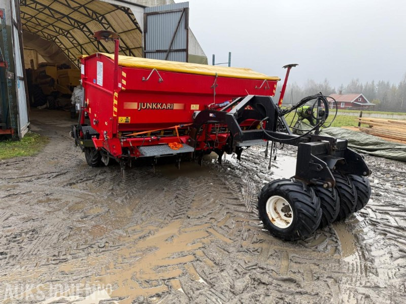 2001 Junkkari Simulta 3000ST Såmaskin - Agricultural machinery: picture 3 2001 Junkkari Simulta 3000ST Såmaskin - Agricultural machinery: picture 3