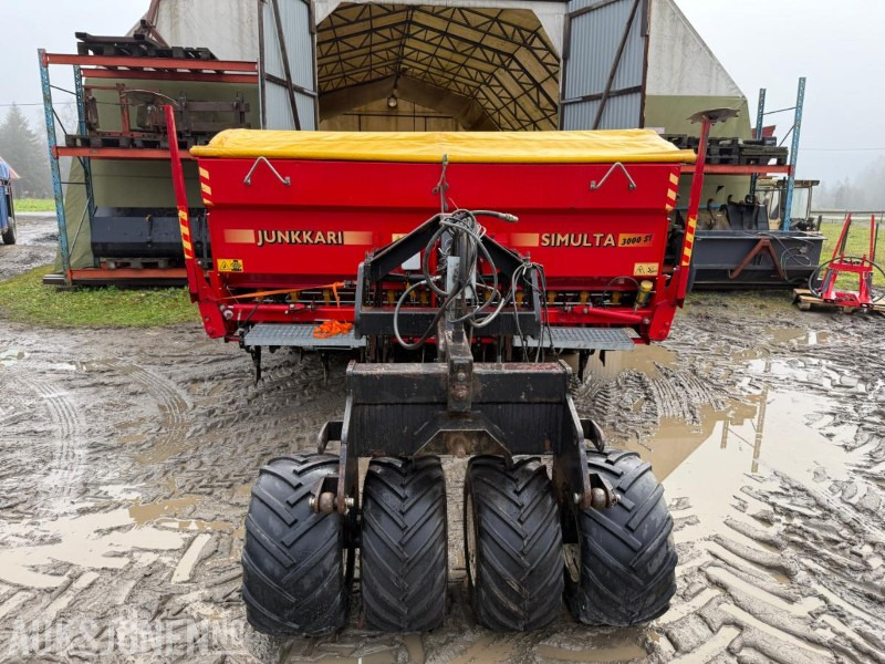 2001 Junkkari Simulta 3000ST Såmaskin - Agricultural machinery: picture 2 2001 Junkkari Simulta 3000ST Såmaskin - Agricultural machinery: picture 2