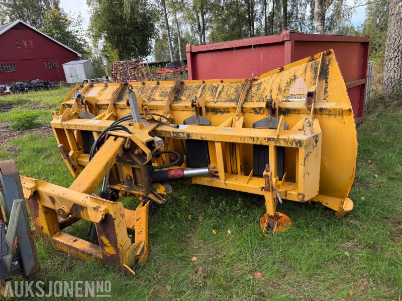 2002 Kahlbacher PRAXOS 270 Brøyteskjær - Agricultural machinery: picture 3 2002 Kahlbacher PRAXOS 270 Brøyteskjær - Agricultural machinery: picture 3