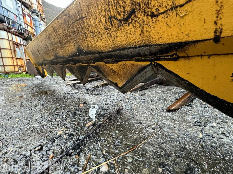 Agricultural machinery 2011 Tanco Rundballedeler I70 - maks rundballe størrelse: B = 1,3 m - Ø 1,35 m: picture 12 Agricultural machinery 2011 Tanco Rundballedeler I70 - maks rundballe størrelse: B = 1,3 m - Ø 1,35 m: picture 12