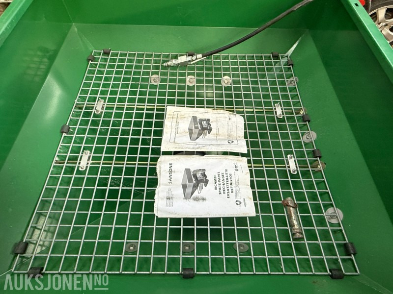 2019 Sansone hydraulisk Sentrifugalspreder brukt til bringebær - Agricultural machinery: picture 5 2019 Sansone hydraulisk Sentrifugalspreder brukt til bringebær - Agricultural machinery: picture 5