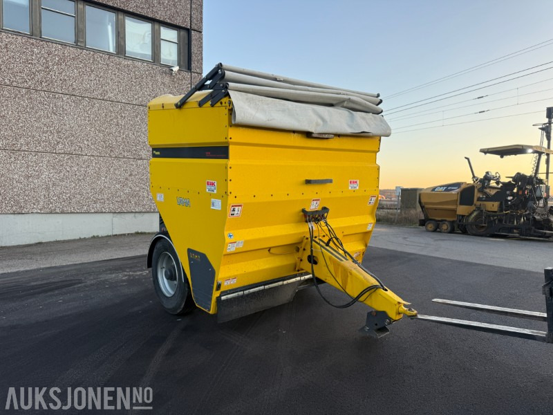 2022 Vama TH-8000L Strøvogn - Levert ny høsten 2023 – Meget pen og lite brukt - Agricultural machinery: picture 1 2022 Vama TH-8000L Strøvogn - Levert ny høsten 2023 – Meget pen og lite brukt - Agricultural machinery: picture 1