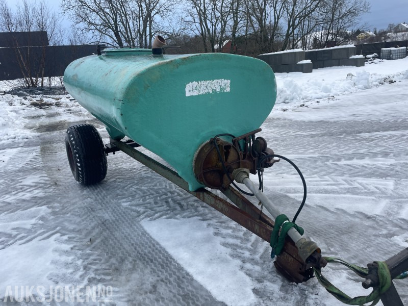 Gjødselvogn / Sugevogn ca. 2500-3000 L m/ PTO-drift - Agricultural machinery: picture 2 Gjødselvogn / Sugevogn ca. 2500-3000 L m/ PTO-drift - Agricultural machinery: picture 2