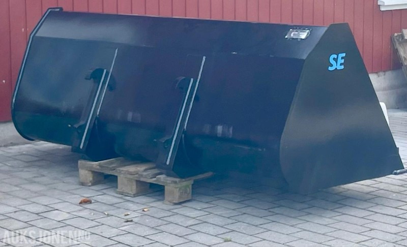 Traktorskuff 240 cm med Trima/sms feste - Agricultural machinery: picture 1 Traktorskuff 240 cm med Trima/sms feste - Agricultural machinery: picture 1