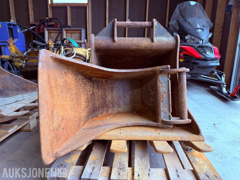 2 stk. SMP skuffer - S45 feste - Attachment for Construction machinery: picture 2 2 stk. SMP skuffer - S45 feste - Attachment for Construction machinery: picture 2