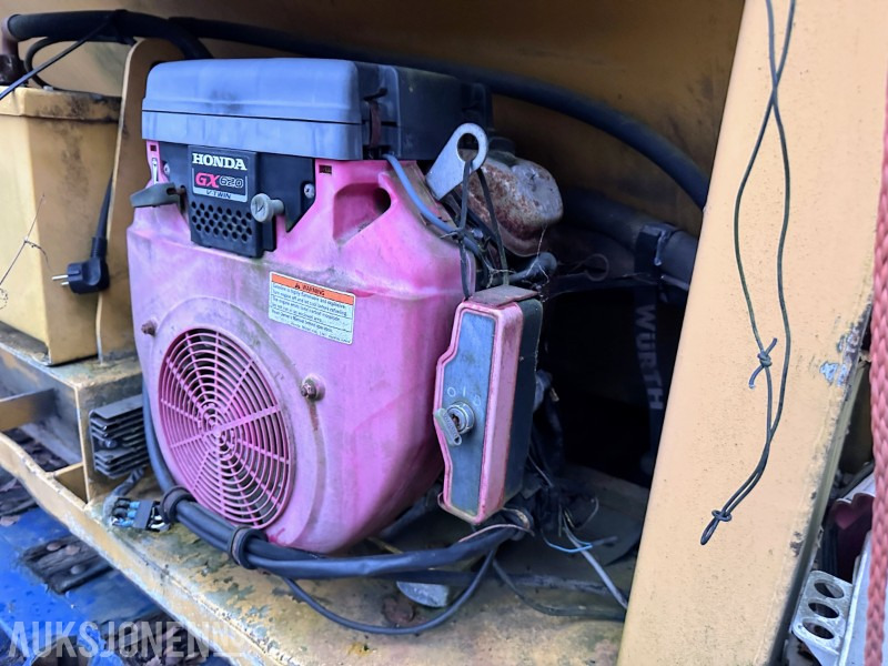 Attachment for Construction machinery 2011 FALKÖPING C5 SANDSPREDER 5.0 M³ MED VÆSKETANK: picture 12 Attachment for Construction machinery 2011 FALKÖPING C5 SANDSPREDER 5.0 M³ MED VÆSKETANK: picture 12