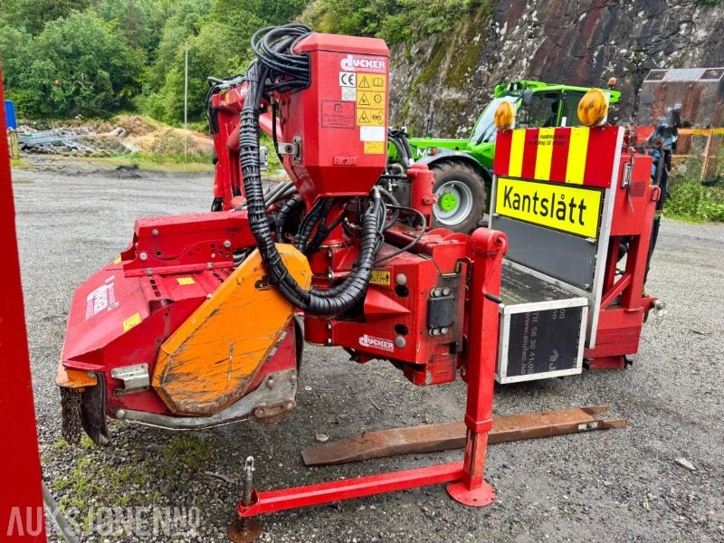 2012 Dücker DUA 800 - Kantklipper m/Hydraulikk Pumpe & Tank - Styretablå - Attachment for Construction machinery: picture 1 2012 Dücker DUA 800 - Kantklipper m/Hydraulikk Pumpe & Tank - Styretablå - Attachment for Construction machinery: picture 1