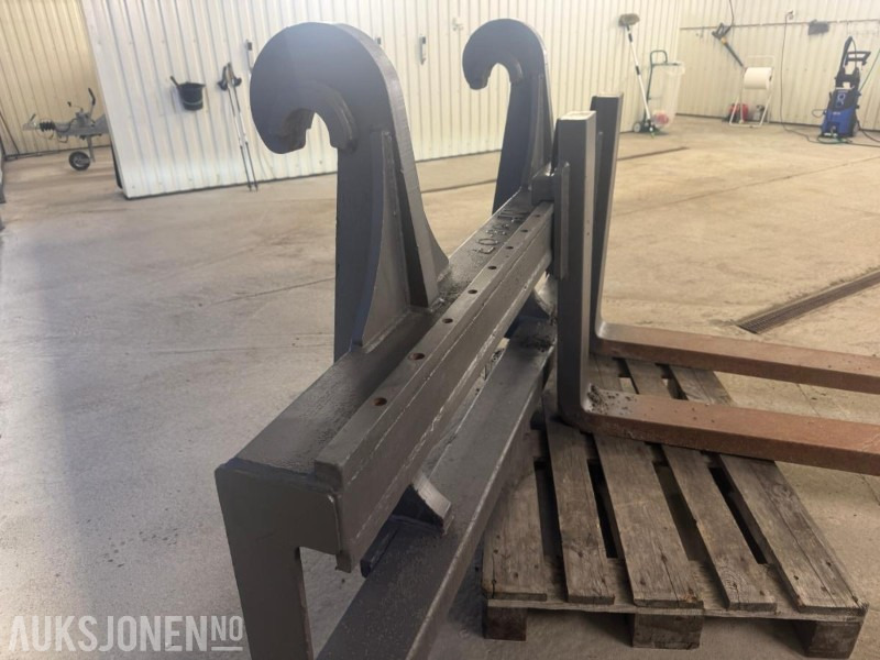 2016 Ufo pallegafler Stort BM feste - Attachment for Construction machinery: picture 2 2016 Ufo pallegafler Stort BM feste - Attachment for Construction machinery: picture 2