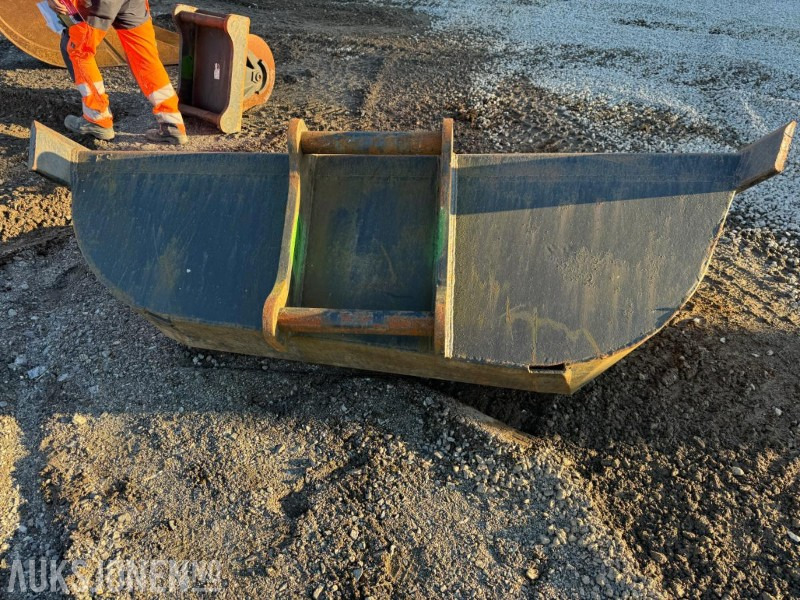 2020 profilskuffe s70 Thorens i kil - Attachment for Construction machinery: picture 2 2020 profilskuffe s70 Thorens i kil - Attachment for Construction machinery: picture 2