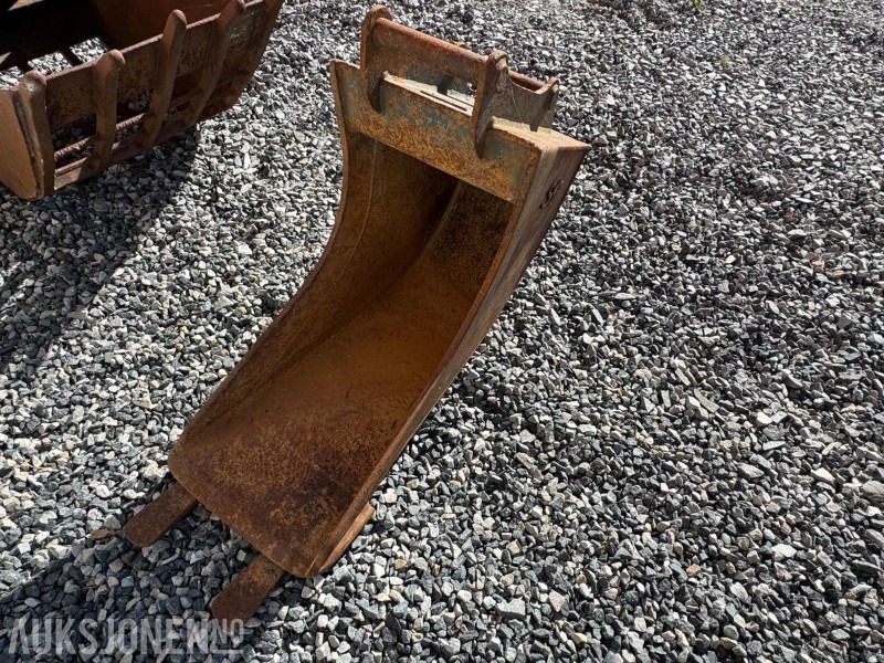 Smalskuffe med S40 feste - Attachment for Construction machinery: picture 3 Smalskuffe med S40 feste - Attachment for Construction machinery: picture 3