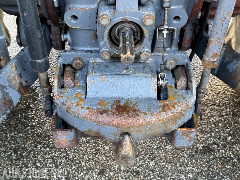 Farm tractor Ford 6640 SLE traktor / Trima frontlaster: picture 21