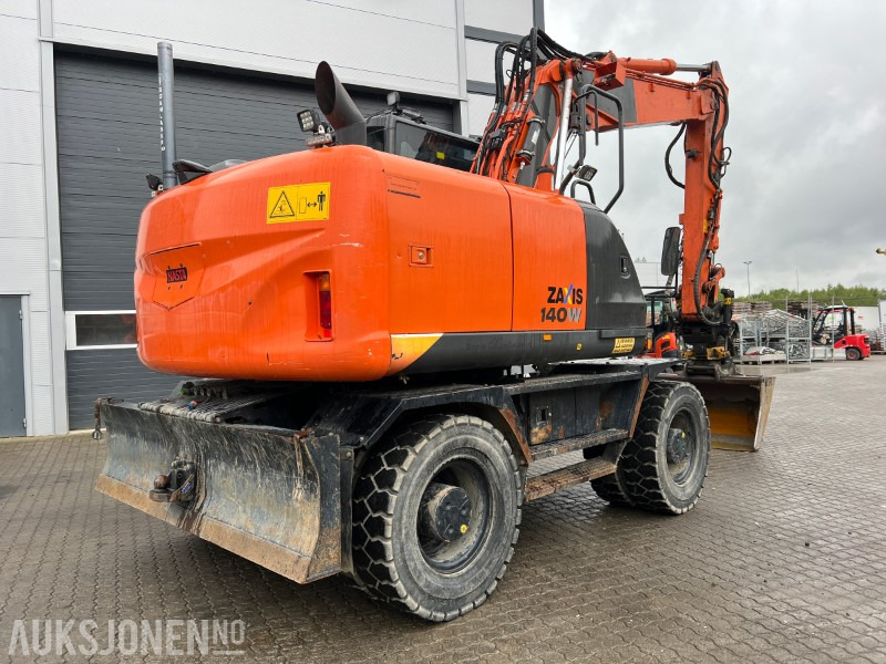 Hitachi ZX140W-5B Engcon tilt, fast puss - Excavator: picture 5 Hitachi ZX140W-5B Engcon tilt, fast puss - Excavator: picture 5