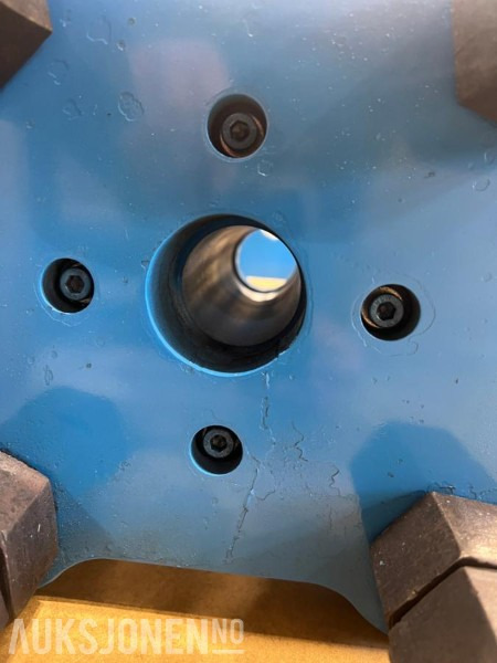 70 TONN HYDRAULISK PRESSE TIL BELTEBOLTER OG FORINGER 220V - ingen minstepris - Industrial equipment: picture 5 70 TONN HYDRAULISK PRESSE TIL BELTEBOLTER OG FORINGER 220V - ingen minstepris - Industrial equipment: picture 5