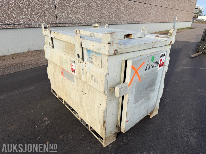 KN dieseltank 1000L med pumpe, filter, slange og pistol - Construction equipment: picture 2 KN dieseltank 1000L med pumpe, filter, slange og pistol - Construction equipment: picture 2