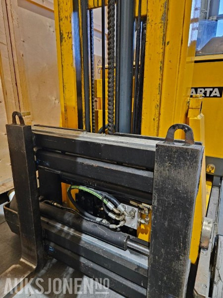 1998 Jungheinrich ETV 25G - 800DZ - Elektrisk skyvemasttruck - 7800 timer. - Material handling equipment: picture 3 1998 Jungheinrich ETV 25G - 800DZ - Elektrisk skyvemasttruck - 7800 timer. - Material handling equipment: picture 3