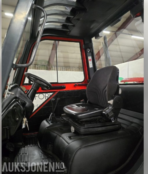 Material handling equipment 2005 Linde H40T KUN 1074 Timer: picture 7 Material handling equipment 2005 Linde H40T KUN 1074 Timer: picture 7