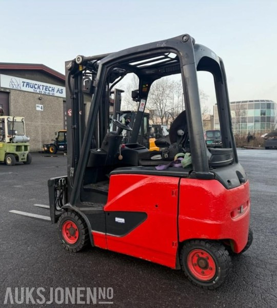 2015 Linde E16PH gaffeltruck - 10648 timer. - Material handling equipment: picture 5 2015 Linde E16PH gaffeltruck - 10648 timer. - Material handling equipment: picture 5