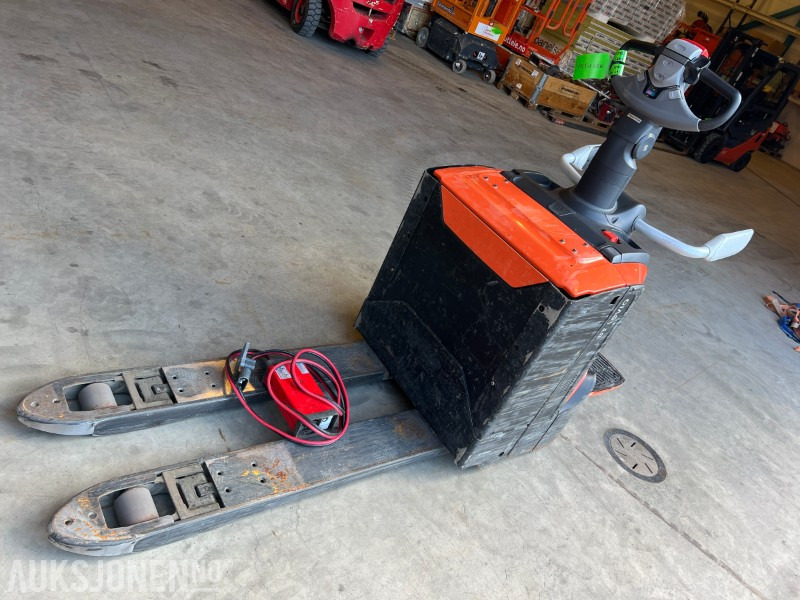 2023 Toyota Toyota LPE 200 - Material handling equipment: picture 1 2023 Toyota Toyota LPE 200 - Material handling equipment: picture 1