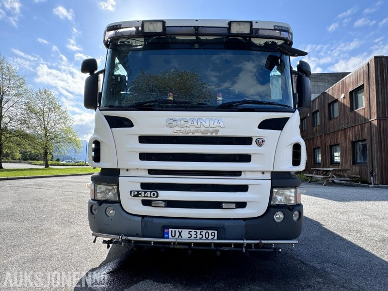 2006 Scania P340 DB - 4X2 - HNA Feiebil - Gått kun 99.688 km - Municipal/ Special vehicle: picture 2 2006 Scania P340 DB - 4X2 - HNA Feiebil - Gått kun 99.688 km - Municipal/ Special vehicle: picture 2