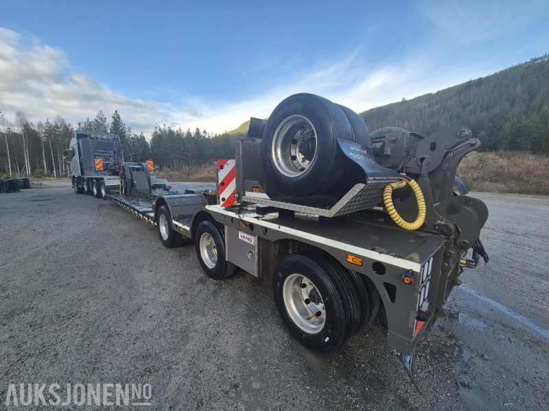 2017 Volvo FH 16 / 750, 8x4+2 Tungtrekker med 2019 Vang 3+1 akslet brønnhenger - Municipal/ Special vehicle: picture 5 2017 Volvo FH 16 / 750, 8x4+2 Tungtrekker med 2019 Vang 3+1 akslet brønnhenger - Municipal/ Special vehicle: picture 5