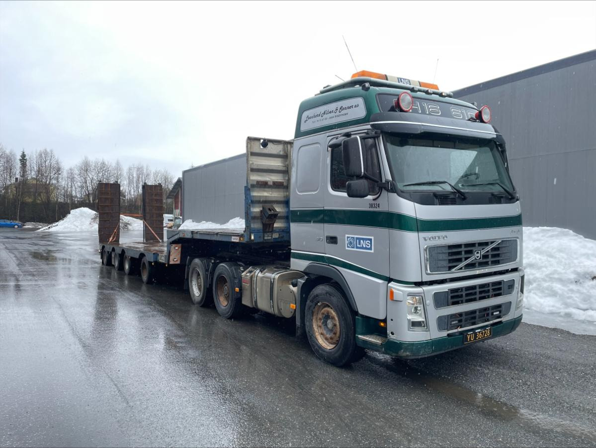 2005 Volvo FH16 6x4 Trekkvogn med Vang SHSL 1111TS maskinhenger - Tractor unit: picture 5 2005 Volvo FH16 6x4 Trekkvogn med Vang SHSL 1111TS maskinhenger - Tractor unit: picture 5