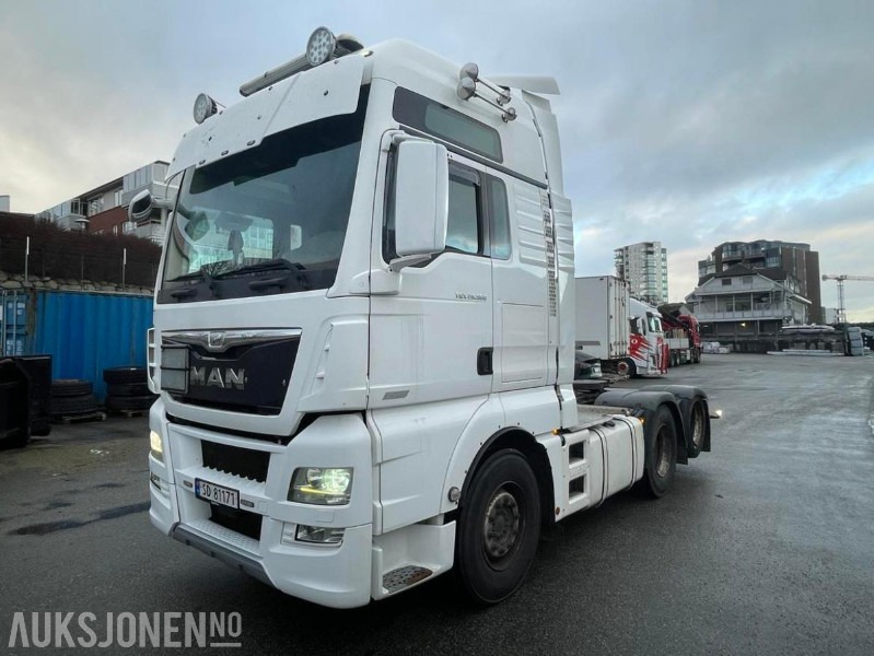 2016 MAN TGX 28.560 Trekkvogn 6X2 - 3 akslet - 560 hk. - 401154 km. - Tractor unit: picture 1 2016 MAN TGX 28.560 Trekkvogn 6X2 - 3 akslet - 560 hk. - 401154 km. - Tractor unit: picture 1