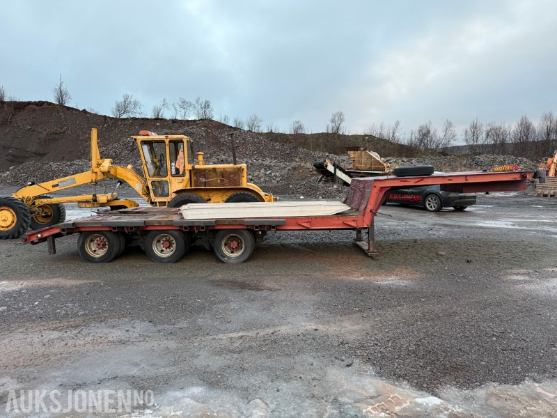 1976 HI GAIN LBS 33-EM - Maskinsemi - 3 akslet - Rep.objekt - Trailer: picture 4 1976 HI GAIN LBS 33-EM - Maskinsemi - 3 akslet - Rep.objekt - Trailer: picture 4