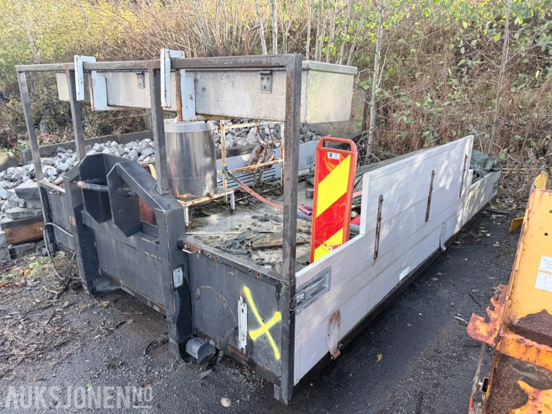 2005 Krokflak med karmer - Truck: picture 1 2005 Krokflak med karmer - Truck: picture 1