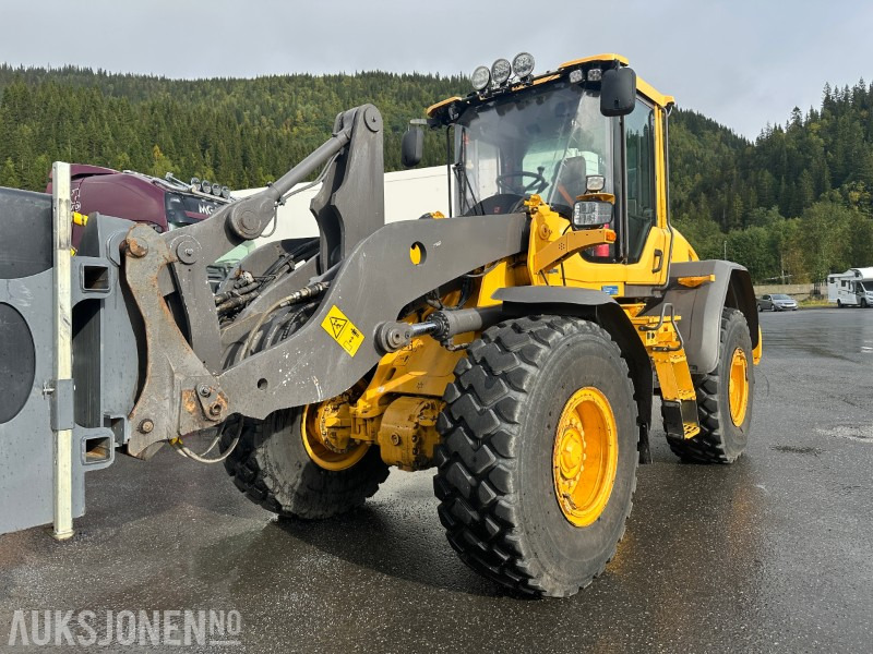 Volvo L90H HJULLASTER MED MYE UTSTYR - 7247 TIMER - Wheel loader: picture 1 Volvo L90H HJULLASTER MED MYE UTSTYR - 7247 TIMER - Wheel loader: picture 1