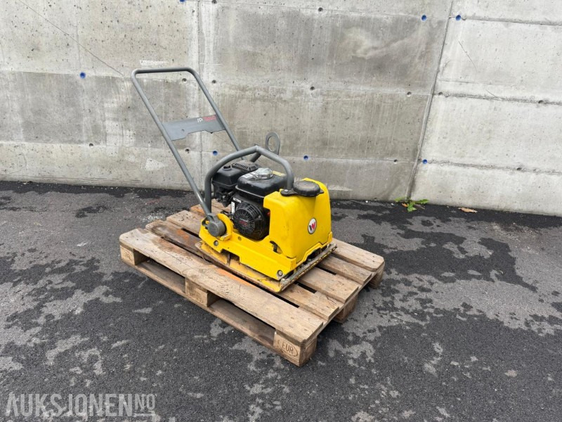Wacker Neuson WP1550 vibroplate. - Roller: picture 1 Wacker Neuson WP1550 vibroplate. - Roller: picture 1