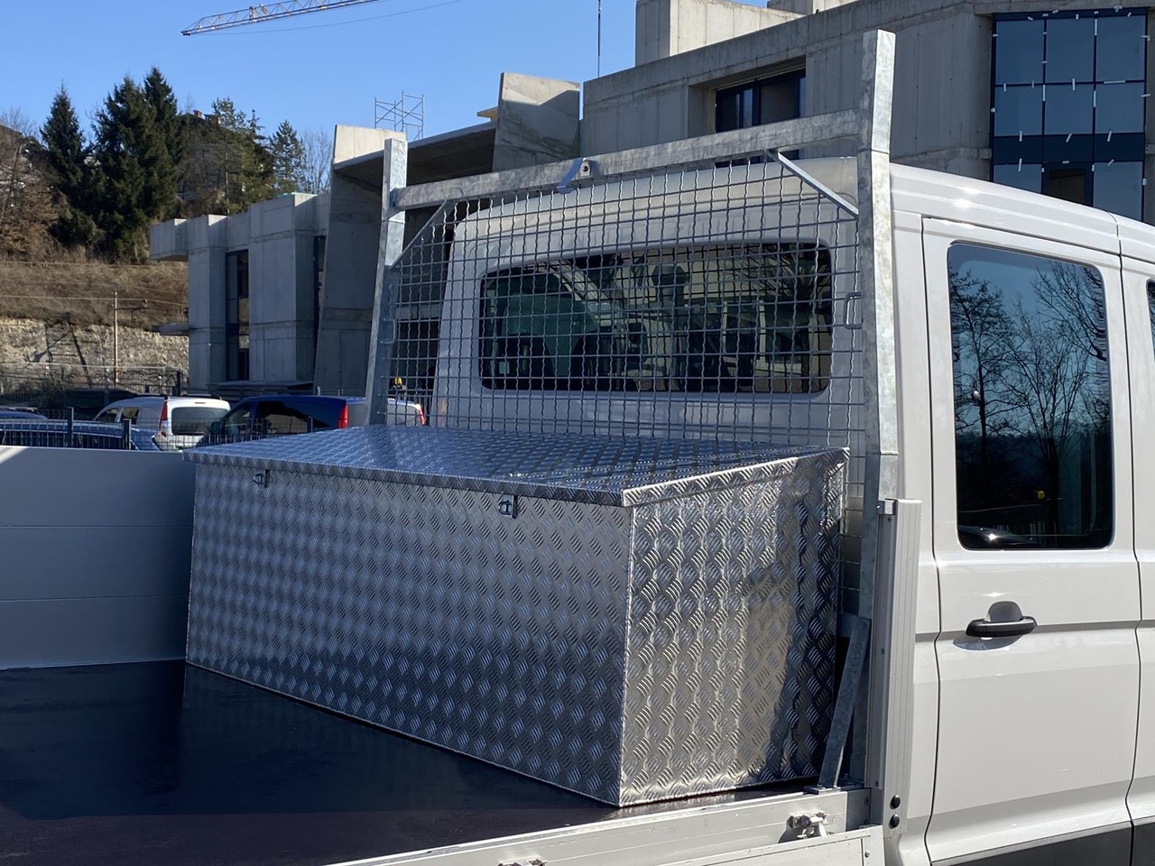 Flatbed van MAN TGE 3.180 DOKA 1+6 3640MM | OFFENE PRITSCHE + ALU KOFFER AUF DER PRITSCHE: picture 20 Flatbed van MAN TGE 3.180 DOKA 1+6 3640MM | OFFENE PRITSCHE + ALU KOFFER AUF DER PRITSCHE: picture 20