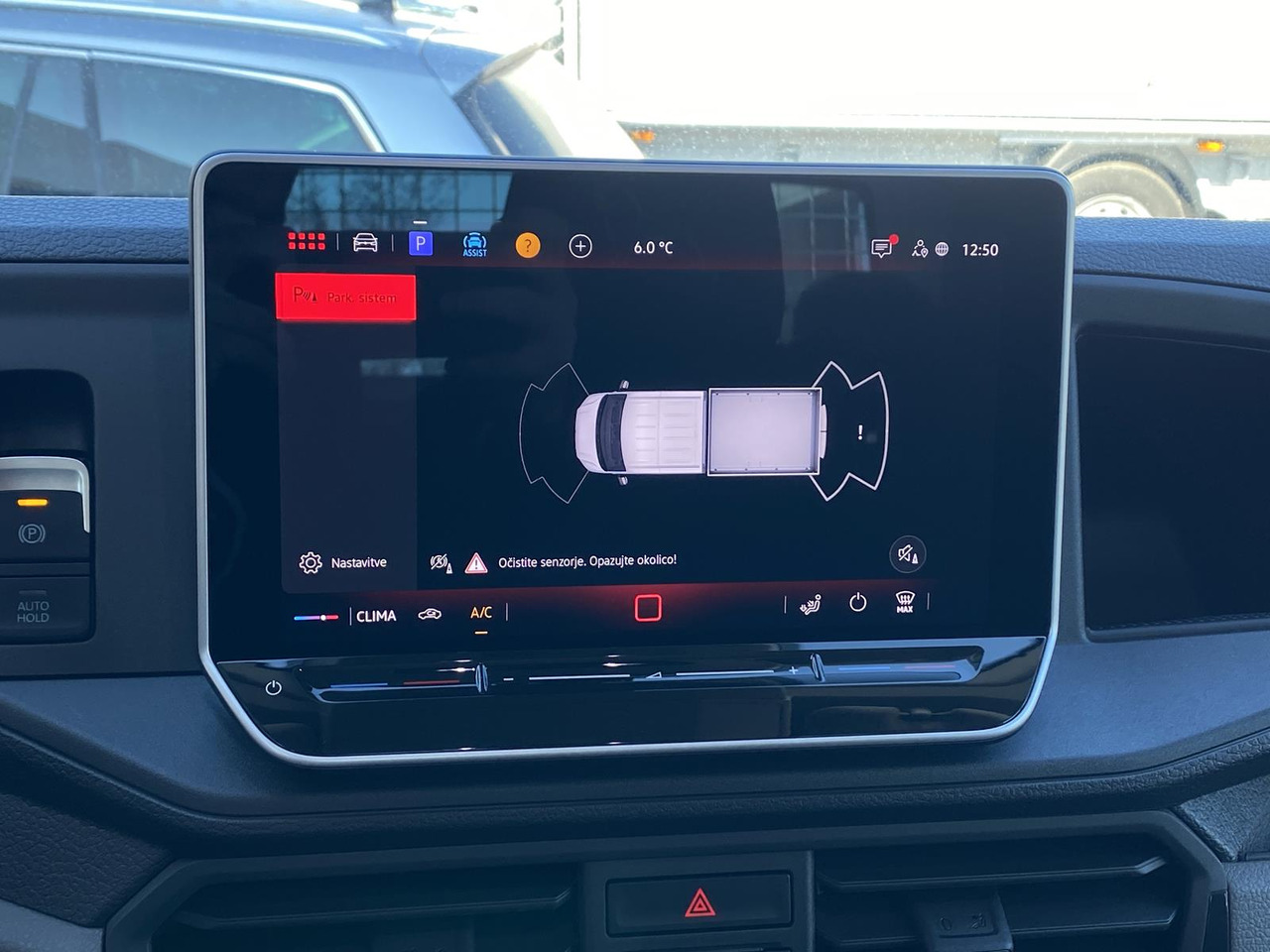 Flatbed van MAN TGE 3.180 DOKA 1+6 3640MM | OFFENE PRITSCHE + ALU KOFFER AUF DER PRITSCHE: picture 8 Flatbed van MAN TGE 3.180 DOKA 1+6 3640MM | OFFENE PRITSCHE + ALU KOFFER AUF DER PRITSCHE: picture 8