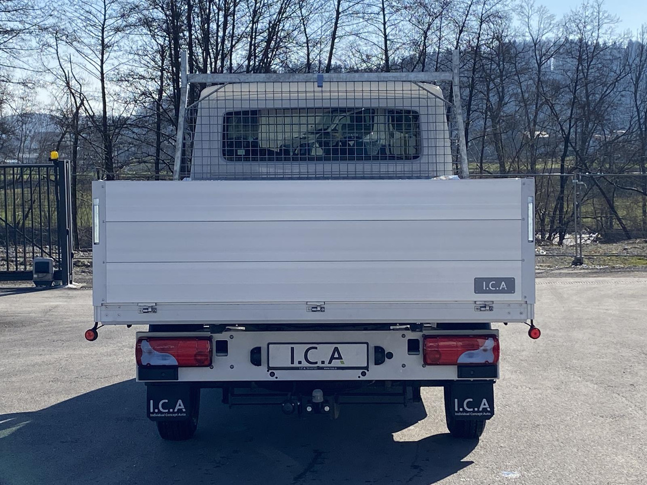 Flatbed van MAN TGE 3.180 DOKA 1+6 3640MM | OFFENE PRITSCHE + ALU KOFFER AUF DER PRITSCHE: picture 25 Flatbed van MAN TGE 3.180 DOKA 1+6 3640MM | OFFENE PRITSCHE + ALU KOFFER AUF DER PRITSCHE: picture 25