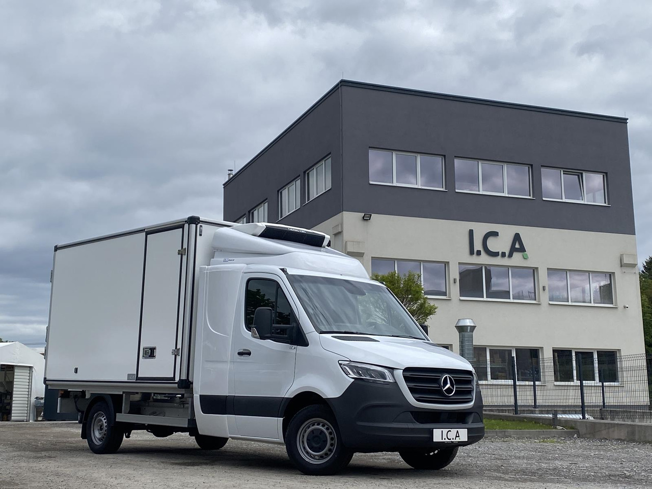 New Refrigerated van MERCEDES BENZ SPRINTER  317 CDI | DOPPELREGIME TIEFKÜHLKOFFER + BACKSLEEPER: picture 34