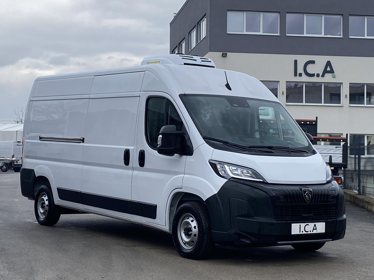PEUGEOT BOXER L3H2 180PS CONFORT 335 / FRISCHDIENST BIS 0 + KONVEKTA FK2321 12-230V - Refrigerated van: picture 1 PEUGEOT BOXER L3H2 180PS CONFORT 335 / FRISCHDIENST BIS 0 + KONVEKTA FK2321 12-230V - Refrigerated van: picture 1