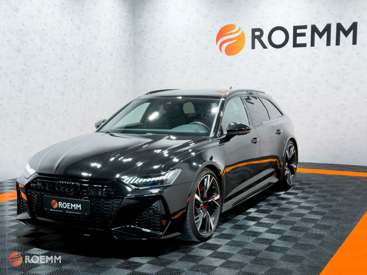 Audi RS6 Avant 4.0 TFSI quattro*Dynamik*360°*PANO*LED - Station wagon: picture 2 Audi RS6 Avant 4.0 TFSI quattro*Dynamik*360°*PANO*LED - Station wagon: picture 2