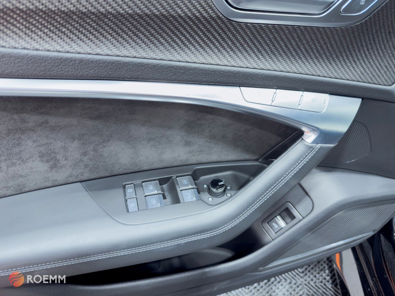 Station wagon Audi RS6 Avant 4.0 TFSI quattro*Dynamik*360°*PANO*LED: picture 14