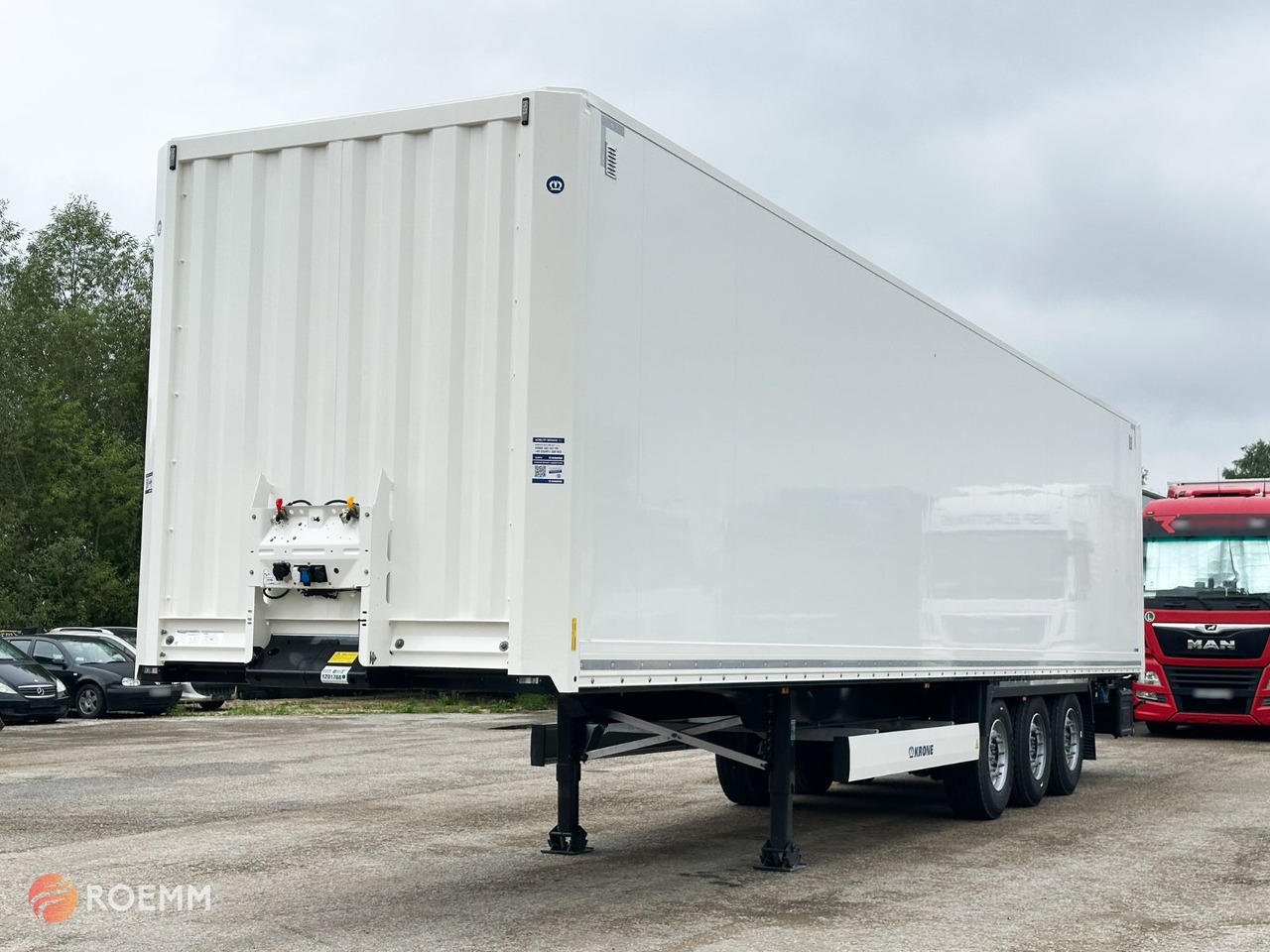 Krone DryLiner*2 Stk*Code XL*Liftachse*Sofort - Closed box semi-trailer: picture 1 Krone DryLiner*2 Stk*Code XL*Liftachse*Sofort - Closed box semi-trailer: picture 1