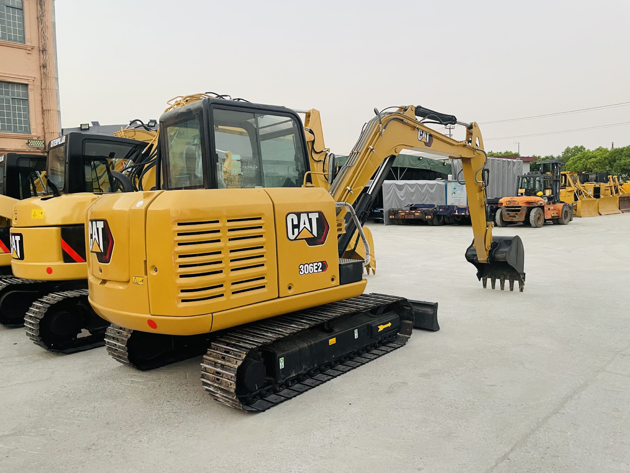 Caterpillar 306 Used Excavator 306E 306E2 6 Ton Mini Excavator Doosan DH55 DH60 DX60 Hyundai 60 High Quality Excavators on Sale - Mini excavator: picture 2 Caterpillar 306 Used Excavator 306E 306E2 6 Ton Mini Excavator Doosan DH55 DH60 DX60 Hyundai 60 High Quality Excavators on Sale - Mini excavator: picture 2
