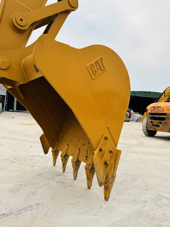Crawler excavator Caterpillar 320D CAT 320D2 Used Excavator 320cl 320c 320GC Secondhand Excavator in Excellent Work Condition on Sale: picture 16